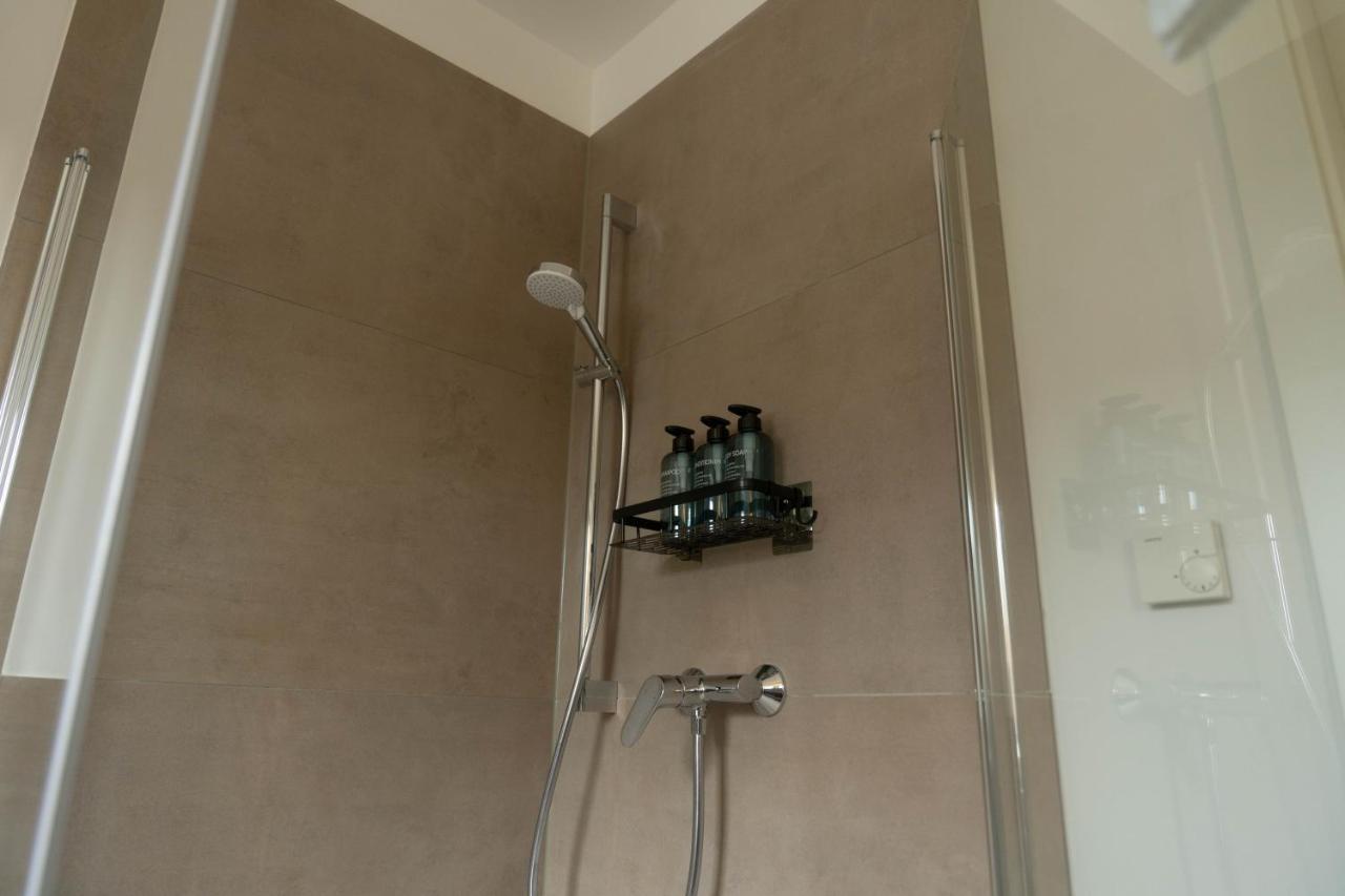 Hama Design Homes Paderborn 4 Apartments 객실 사진
